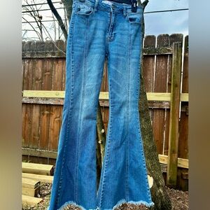 Kancan jeans y2k flare high rise raw hem center seam 26 disco 70’s